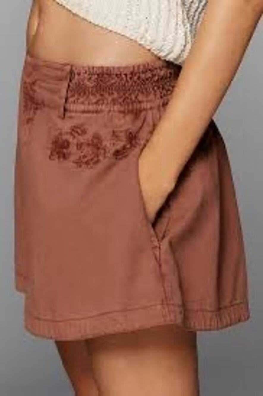 By Anthropologie Embroidered Shorts Women’s Large Wide Leg Floral Clay Earthy
